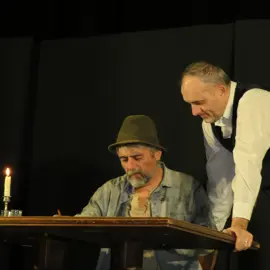 Zväčšiť fotografiu divadelne_predstavenie_medlen__005