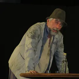 Zväčšiť fotografiu divadelne_predstavenie_medlen__015