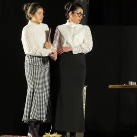 Zväčšiť fotografiu divadelne_predstavenie_medlen__055