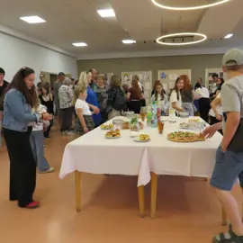 Zväčšiť fotografiu literarne-soiree-(43)