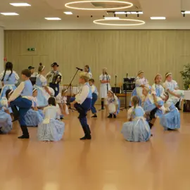 Zväčšiť fotografiu posedenie-s-dochodcami-2026-(9)