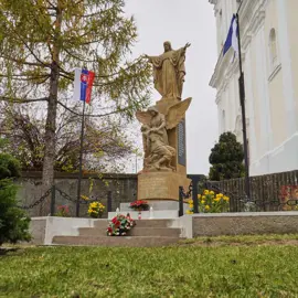 15-levare-pomnik