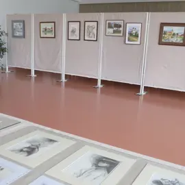 Zväčšiť fotografiu retro-malby-a-kresby---peter-kovarovic-(5)
