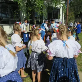 Zväčšiť fotografiu stavanie-maje-(6)