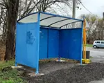 Na železničnú stanicu sme premiestnili prístrešok pre cestujúcich