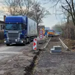 Práce na prestupnom termináli pri vlakovej stanici pokračujú