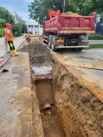 Práce na výstavbe kanalizácie prebiehajú na troch uliciach, pribudne štvrtá