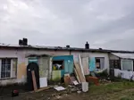 Obec zlikvidovala budovu bývalých jaslí a okolitú skládku odpadu